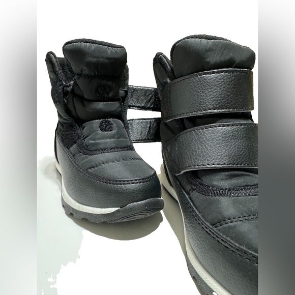 Weesteps cold weather shoes, kids, size 10 - Picture 5 of 7